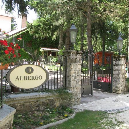 Lh Albergo Il Paradiso Pescasseroli Luaran gambar