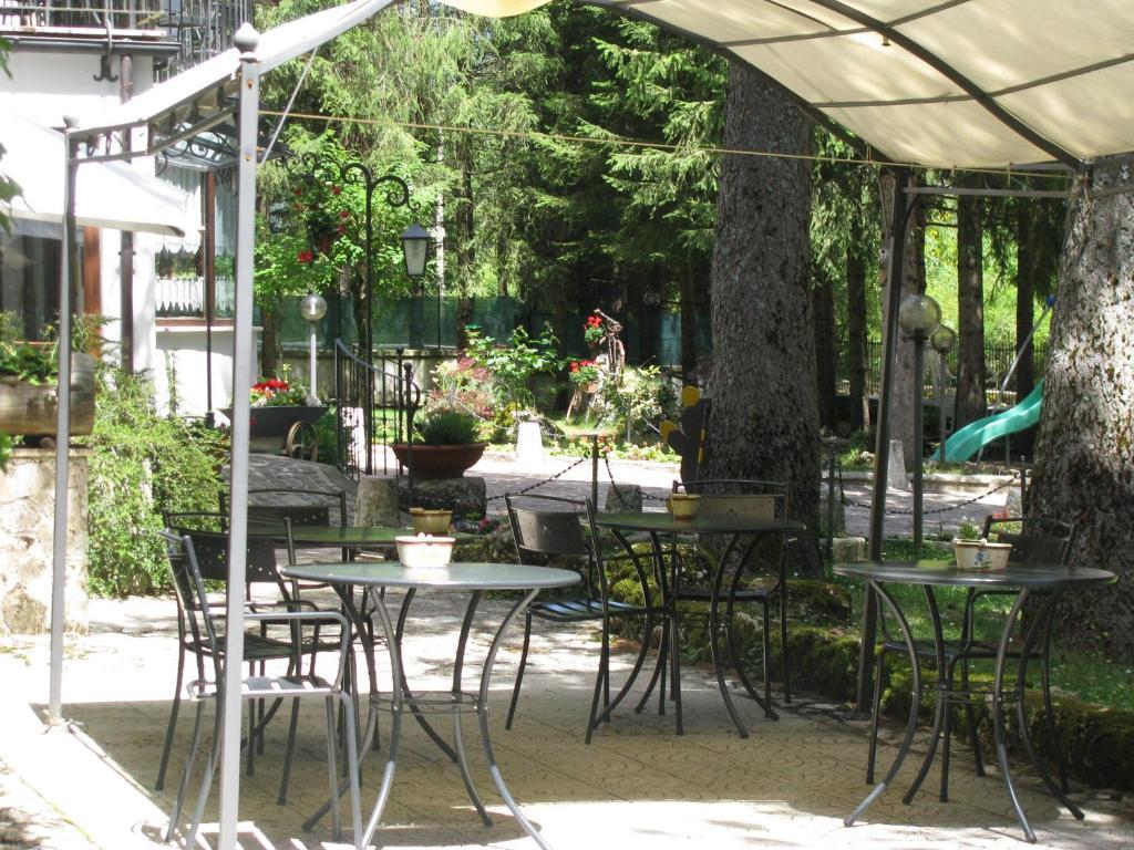 Lh Albergo Il Paradiso Pescasseroli Luaran gambar